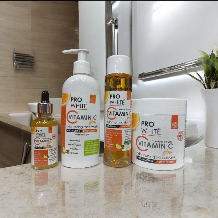 Pro White 4 in 1 Glowing Set !!! Vitamin C Face serum + Face wash + Body oil + Body cream