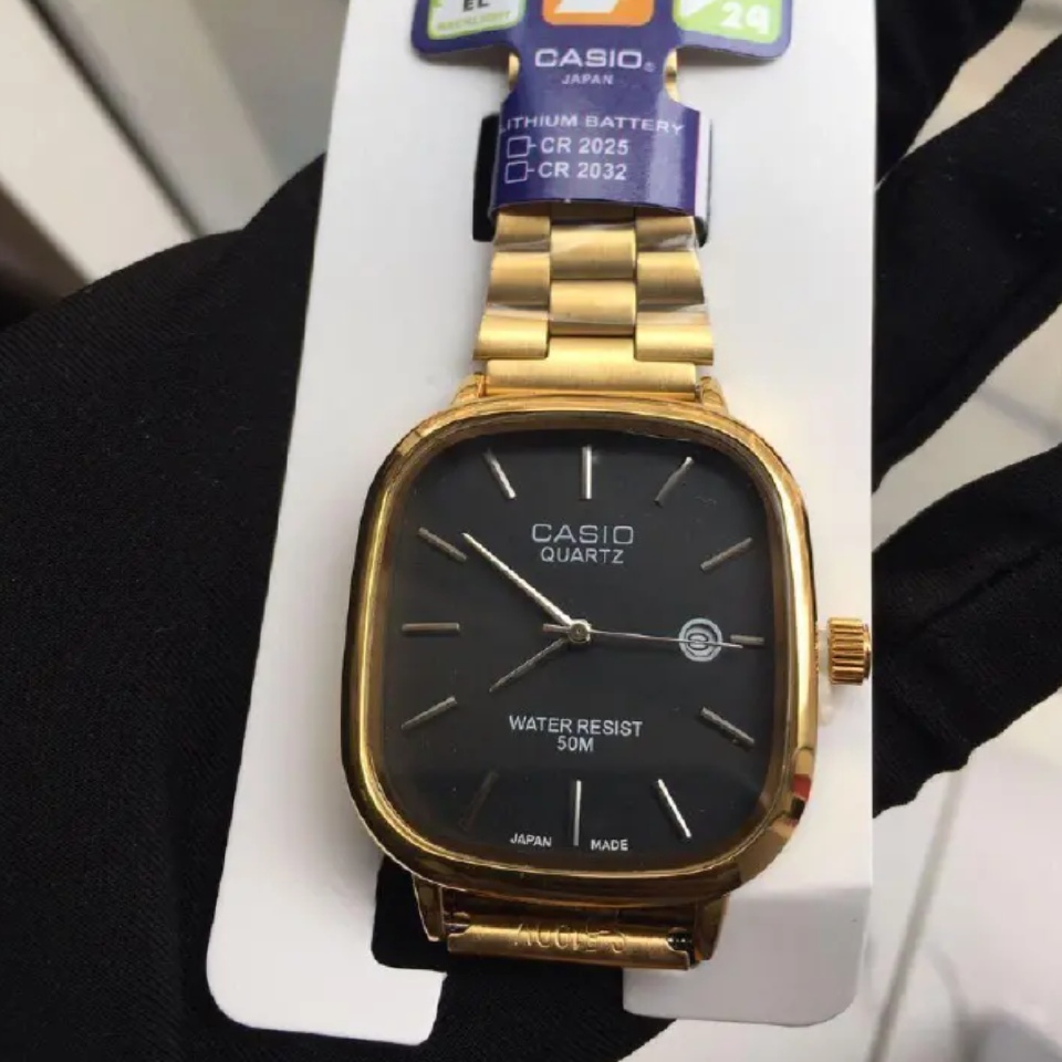 Men's Casio Watch Gold Black Silver
Watch Stainless Steel Date Luminous Luxury Business Casual Watch A138, Quartz Wrist Watch Stylish Square Case, Metal Bracelet, Date Display & Multiple Color