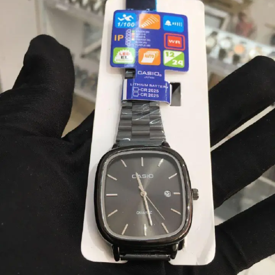 Men's Casio Watch Gold Black Silver
Watch Stainless Steel Date Luminous Luxury Business Casual Watch A138, Quartz Wrist Watch Stylish Square Case, Metal Bracelet, Date Display & Multiple Color