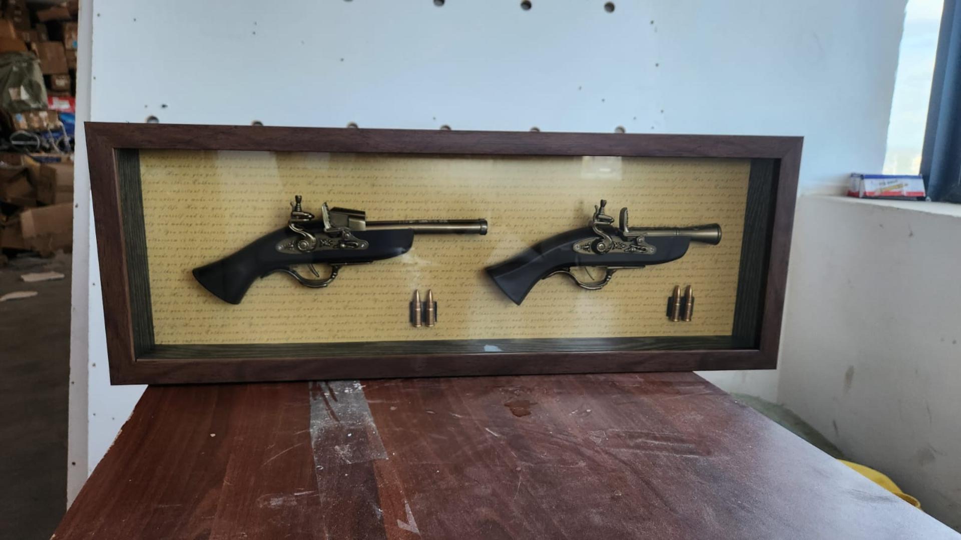 Luxury Decorative Gun Wall Frame | 1 Gun & 4 Bullets | 2 Guns & 4 Bullets | 2 Guns & 16 Bullets | Vintage Wall Art for Home, Office, Bar & Lounge