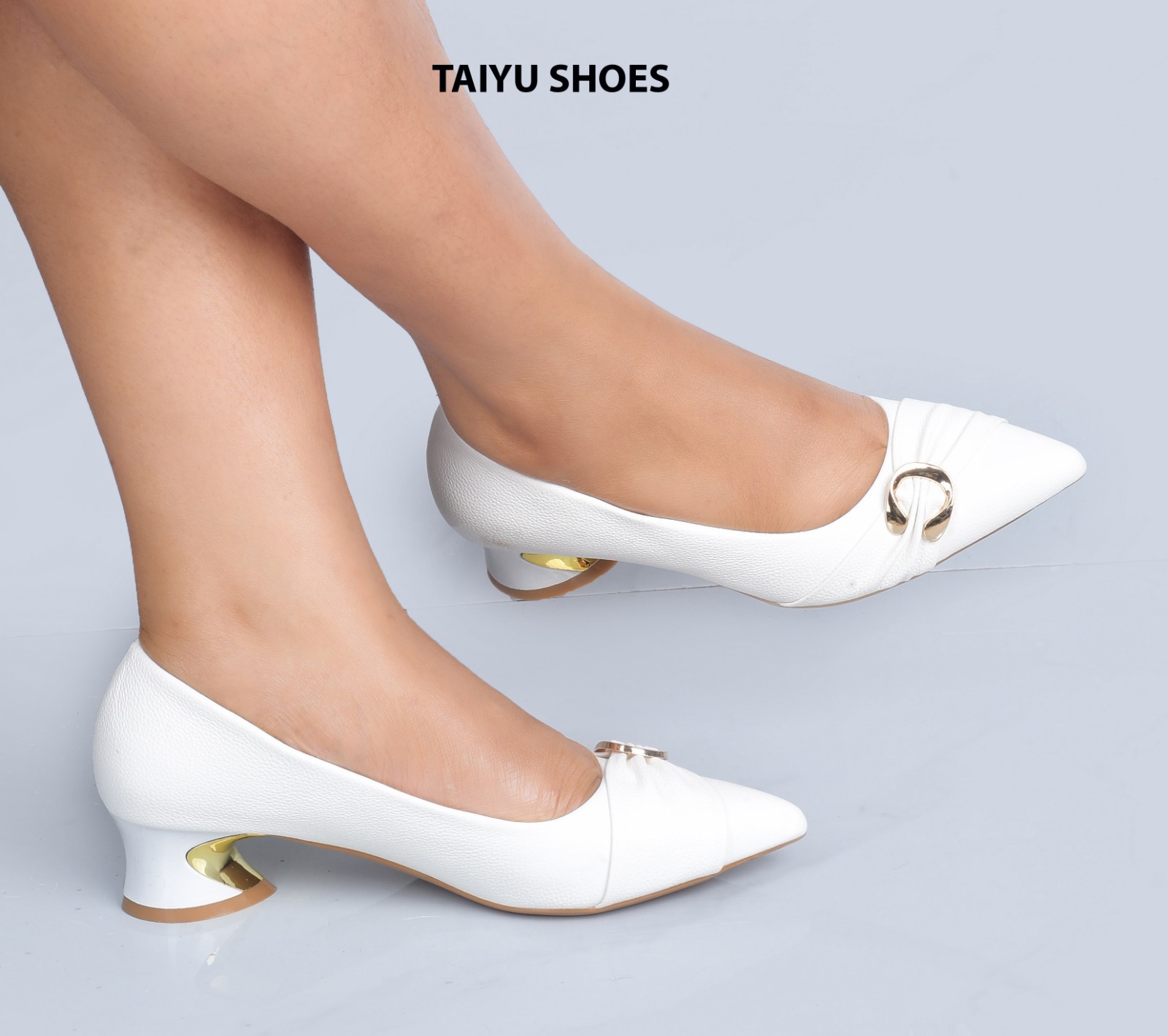Clearance sale❤️‍🔥OFFER/OFFER HEELS women shoes 🔥high quality women BLOCK light shoe ❤️‍🔥very cute looking 😍multifunctional official shoes ALL Weather wearing ladies/women flat rubber shoes very❤️