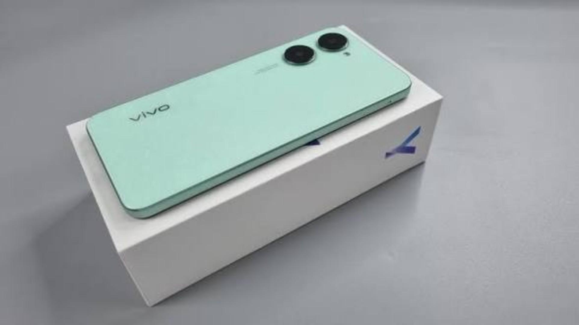 Vivo Y03 4GB RAM 64GB ROM Smartphone, 6.56" 90Hz Display, 5000mAh Battery, 13MP AI Camera, Android 14, Dual SIM, Face Unlock, Fast Performance, Stylish Design Mobile Phone