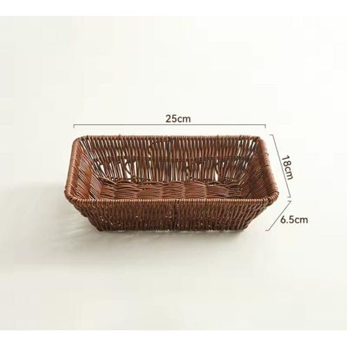 Multi-purpose water proof Reed woven baskets  ideal for fruits, leaving room,washroom,office etc.. Size ; round  & rectangular 28cm diameter