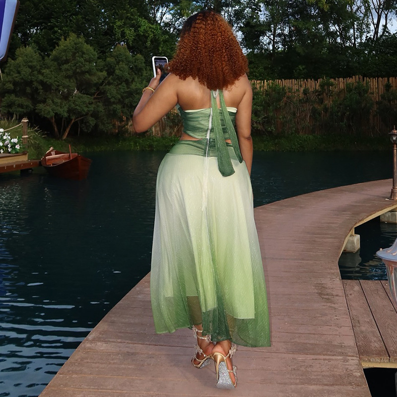 New product selection: European and American style cross-border fashion gradient color women's clothing temperament fresh long skirt set, hanging neck sleeveless backless summer two-piece set