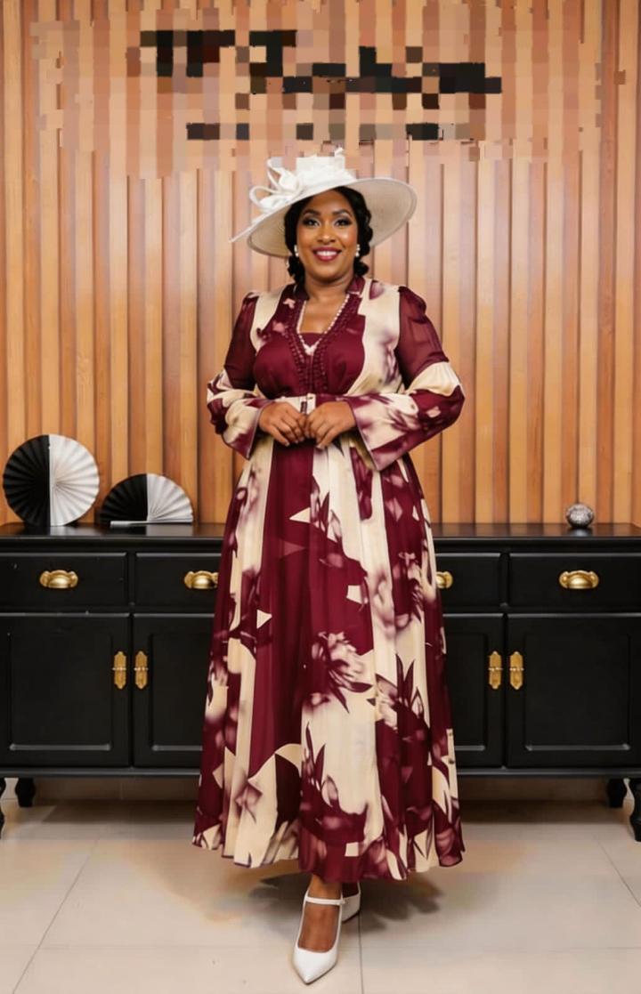 Beautiful maxi dress, 
Make me your plug and you will never regret 💕💕Beautiful chiffon dresses have just landed Don't miss out on this pretty Sizes 40 to 48(46 to 54)
