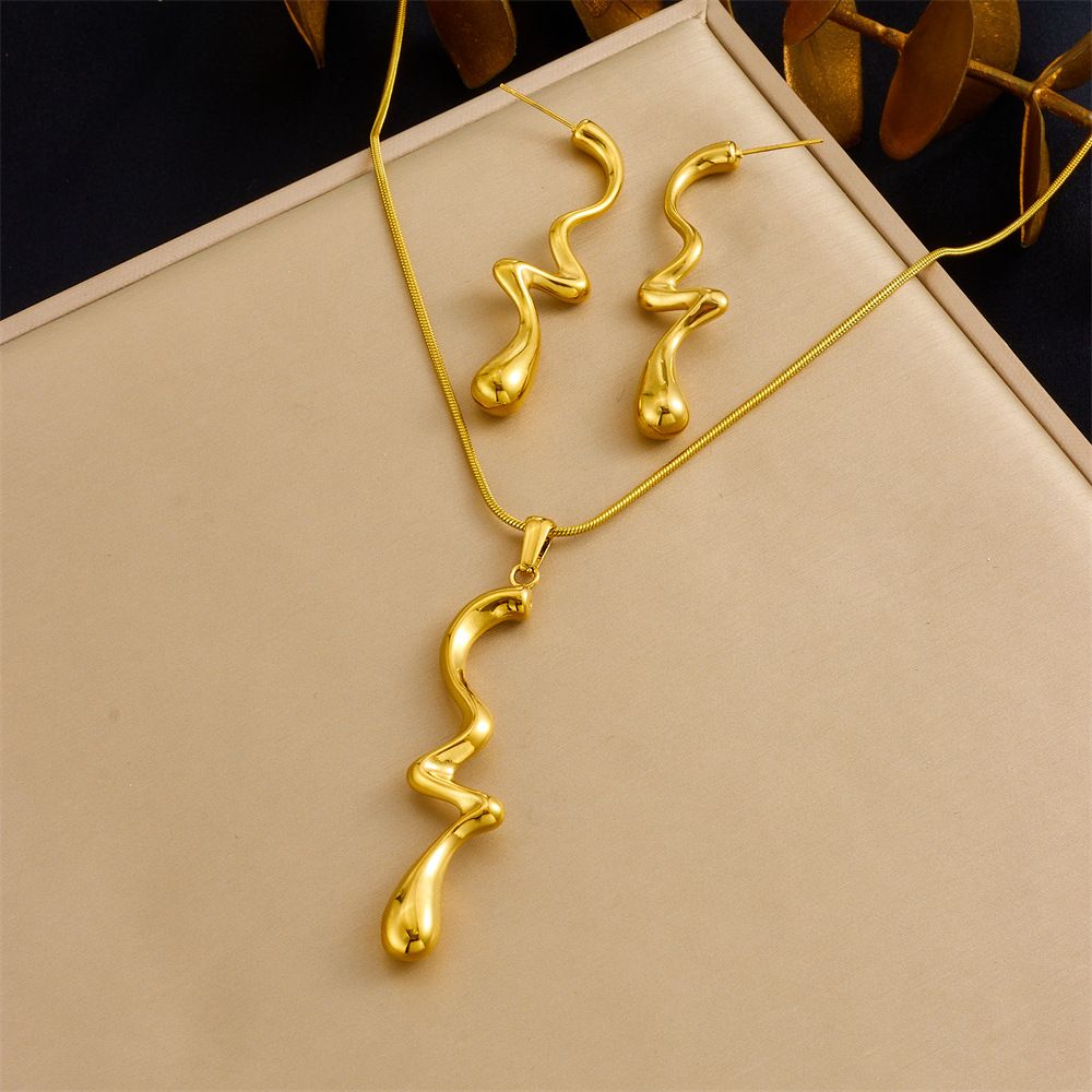 Fashion Light Luxury Style Emerald Green Cubic Sugar Zircon Pendant Collarbone Chain Necklace Earrings Bracelet Jewelry Set