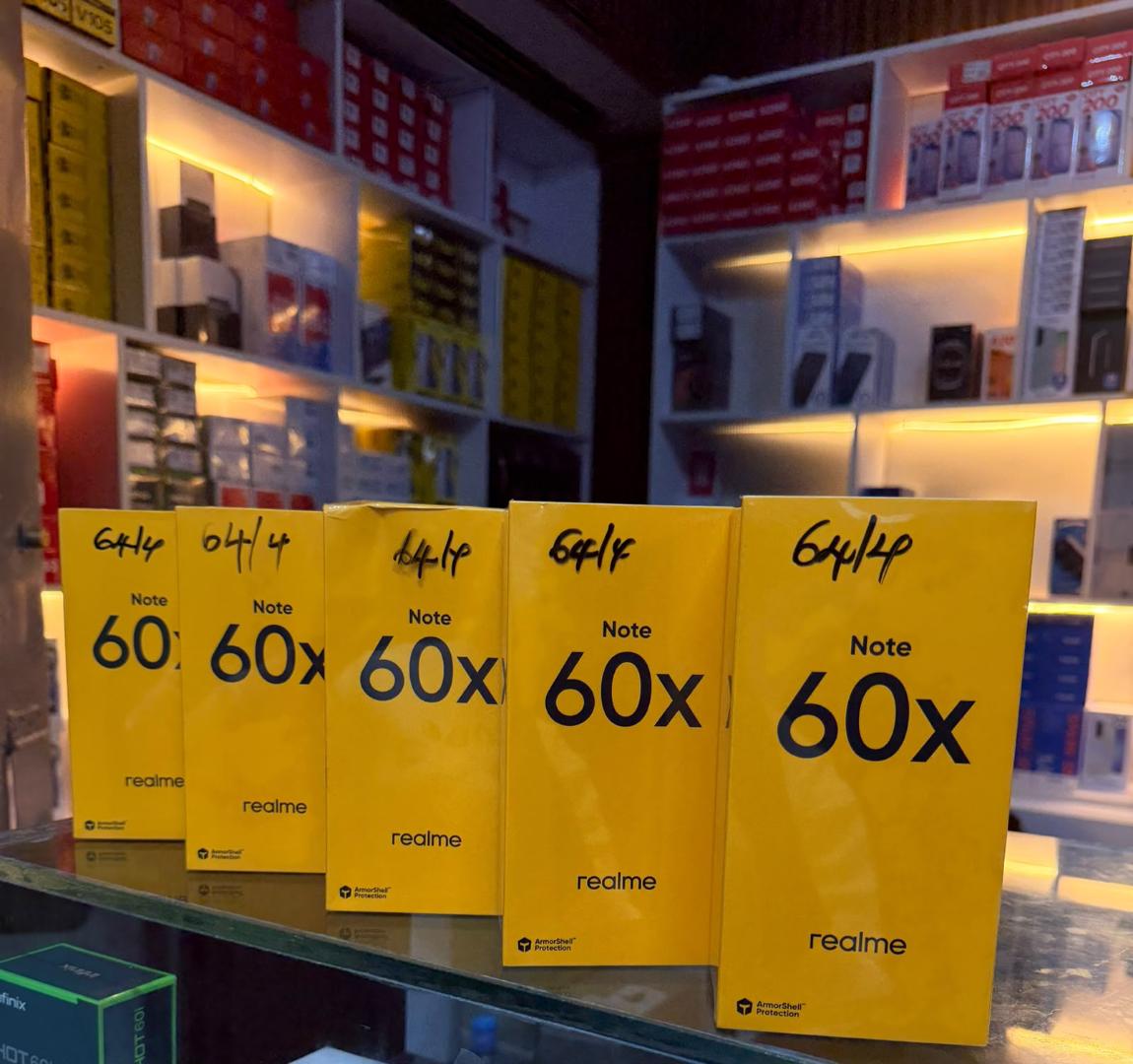 Realme Note 60X (4+64). 4GB RAM ,64GB storage ,8MP rear cam 5000mAh with 10W charging