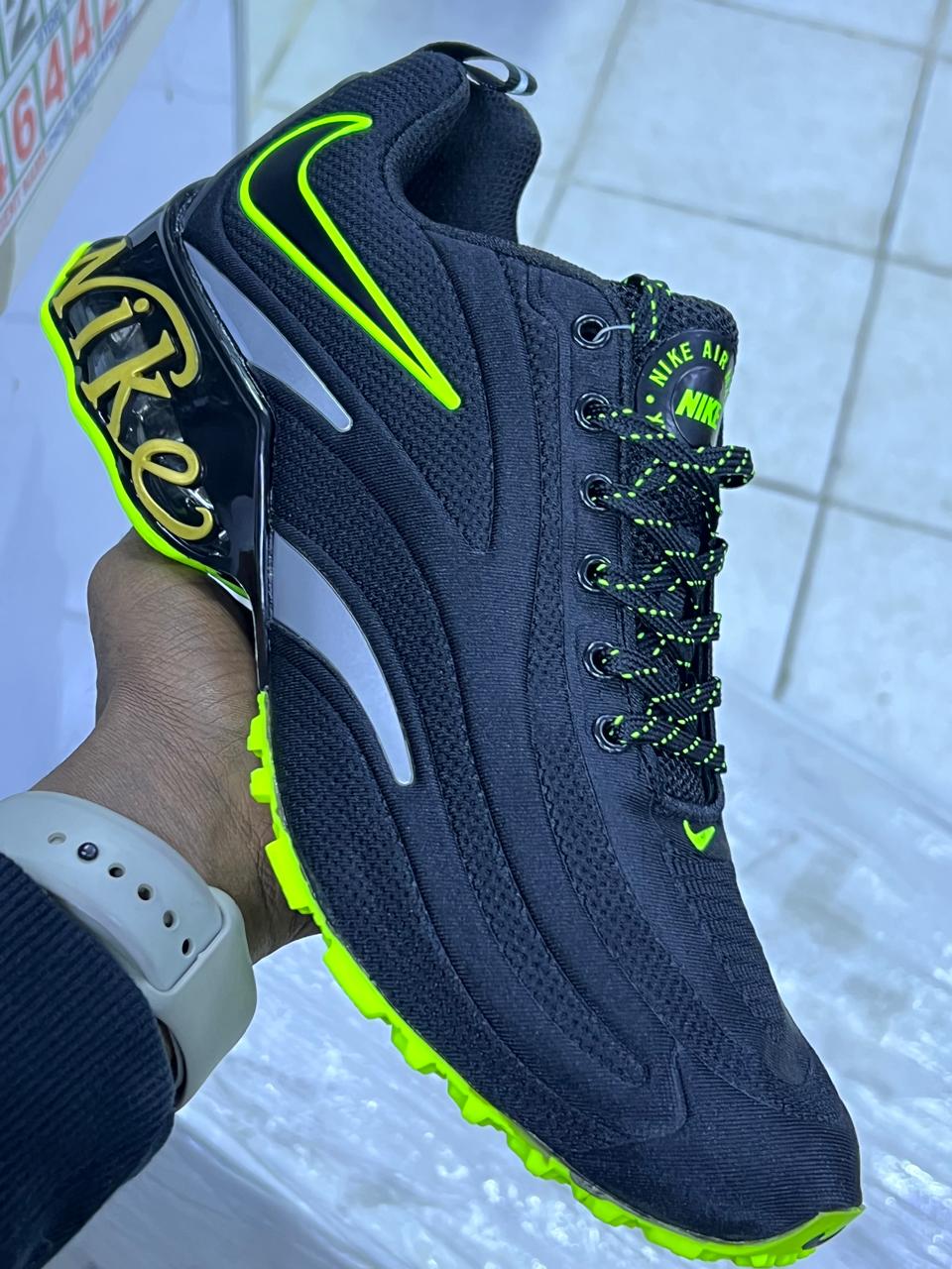 Nike sneakers, Air Max 95, running shoes, unisex sneakers, trendy trainers, comfortable sports shoes, breathable sneakers, streetwear shoes