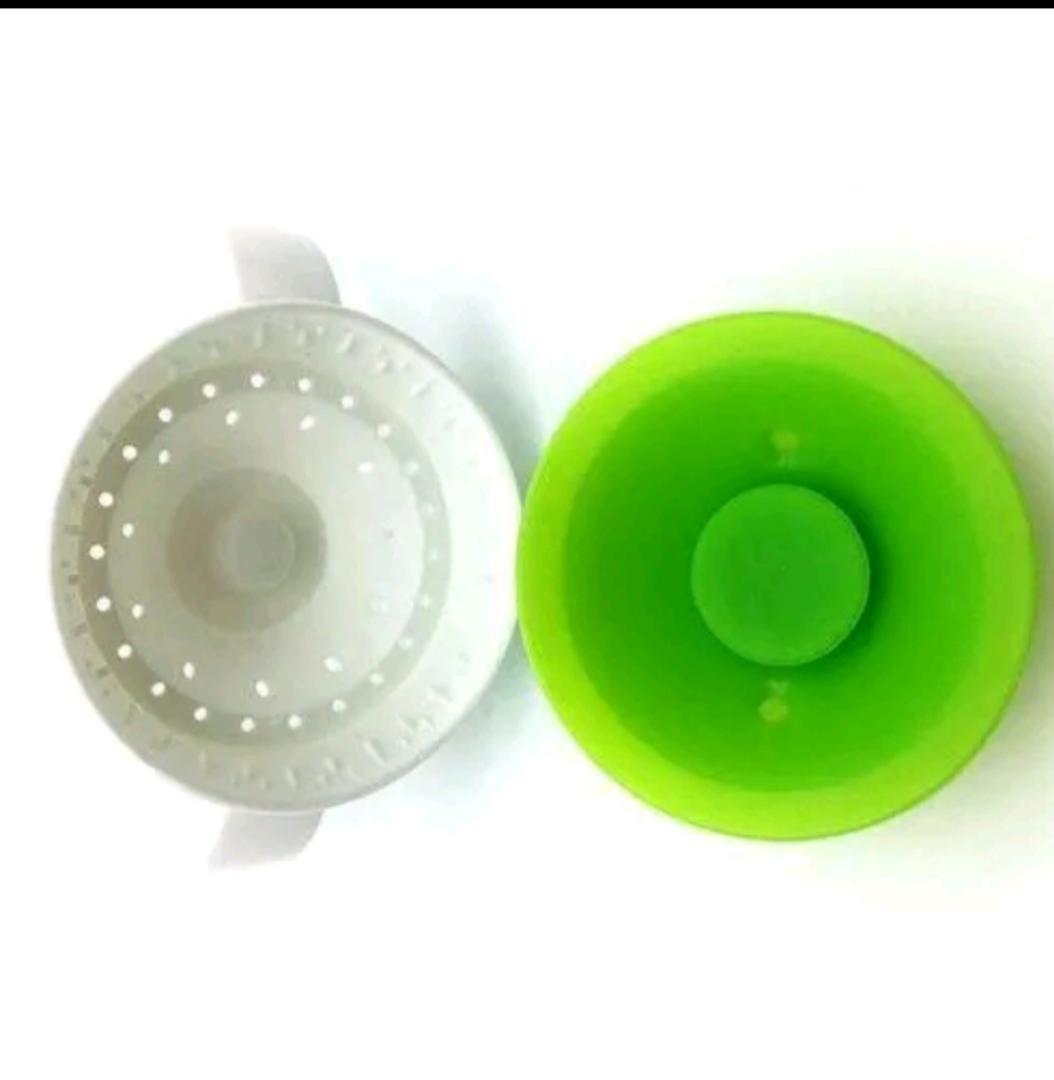 1 360 Rotating NEW Anti-spill Duckbill Toddler Training Sippy Cup. Equipped with easy-to-hold handles tailored for little hands.It's perfect for toddlers on the go for both at home and travel use.