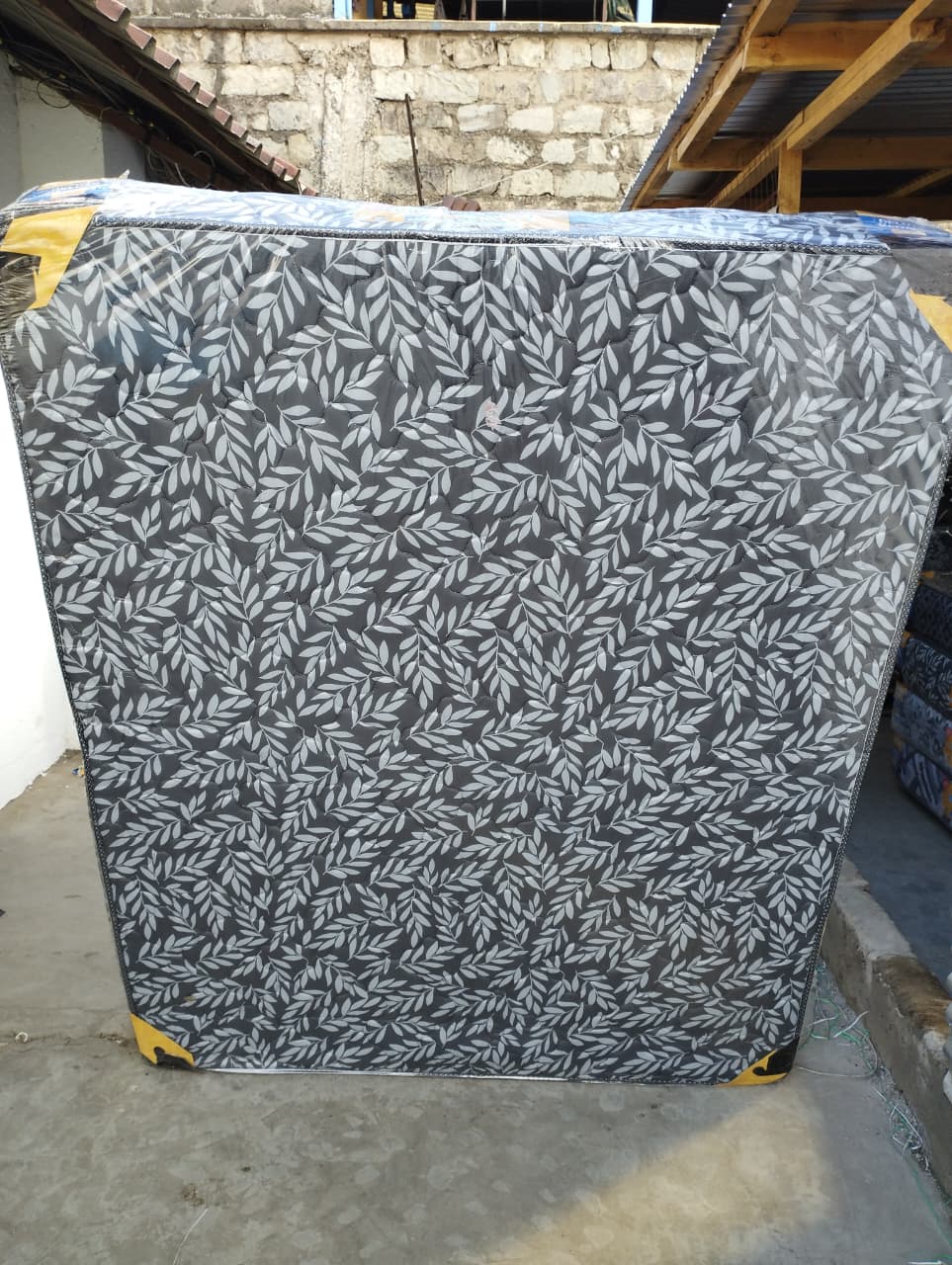 Plain 4×6×8 Inch High Density Morning Glory mattress
