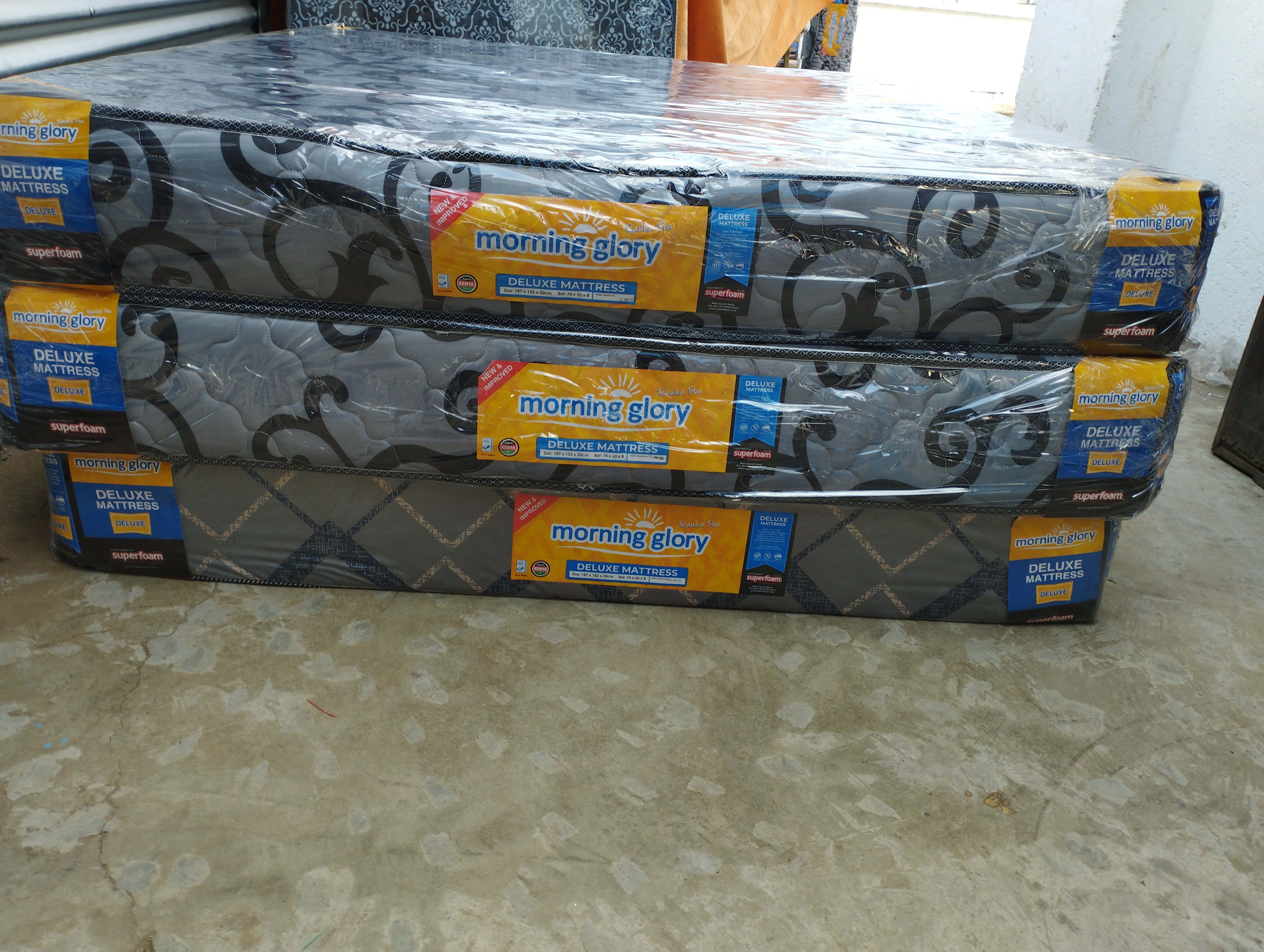 Quilted 5×6×8 Inch Morning Glory mattress with 2 free fiber pillow