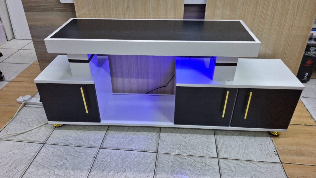 Instabul Executive Tv stand with LED lights