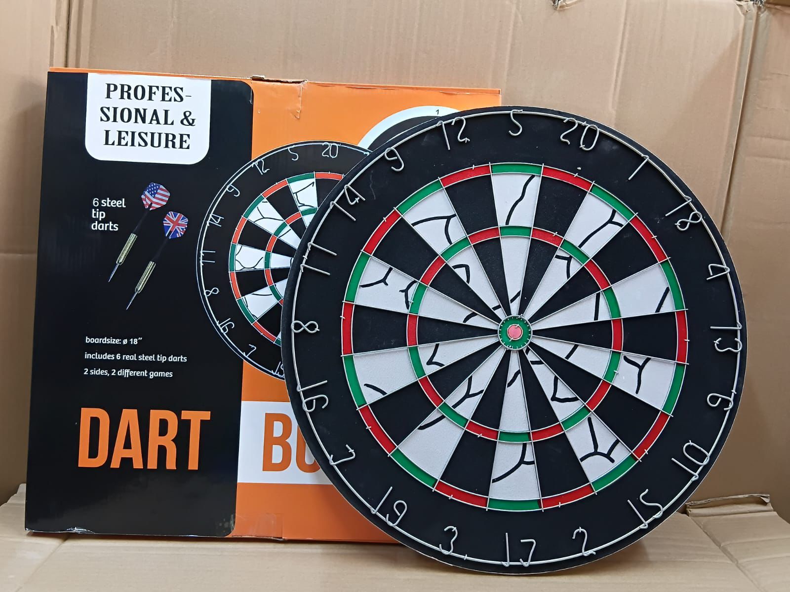 🎯⚡ 18 INCHES DOUBLE SIDED FLOCKED IRON NUMBERS DART BOARD – PROFESSIONAL QUALITY SET 💥🏆

Enjoy classic indoor fun and competition with this high-quality dart board designed for accuracy, durability