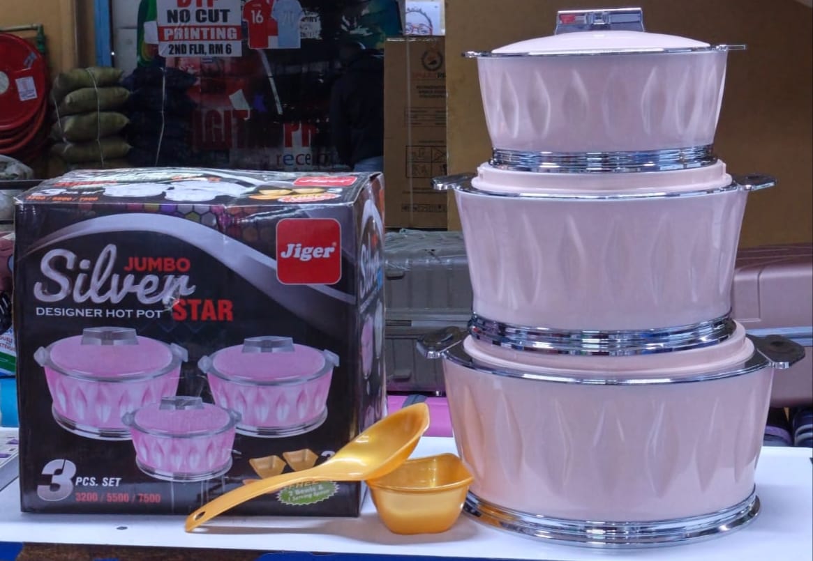 🍲✨ 3PCS JUMBO SILVER STAR HOTPOT SET – EXTRA LARGE CAPACITY FOR BIG FAMILIES 🥳💥

Serve your meals in style with this durable, elegant, and super spacious hotpot set designed for family gatherings,
