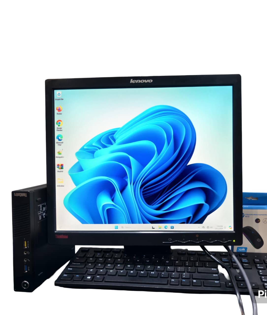 Lenovo Refurbished Thinkcenter M93p/M73 Tiny Mini PC Core i5 4th Gen 8GB RAM, 500GB HDD 17 Inch Monitor, ,Windows 11 Pro Desktop Computer FREE ACCESSORIES