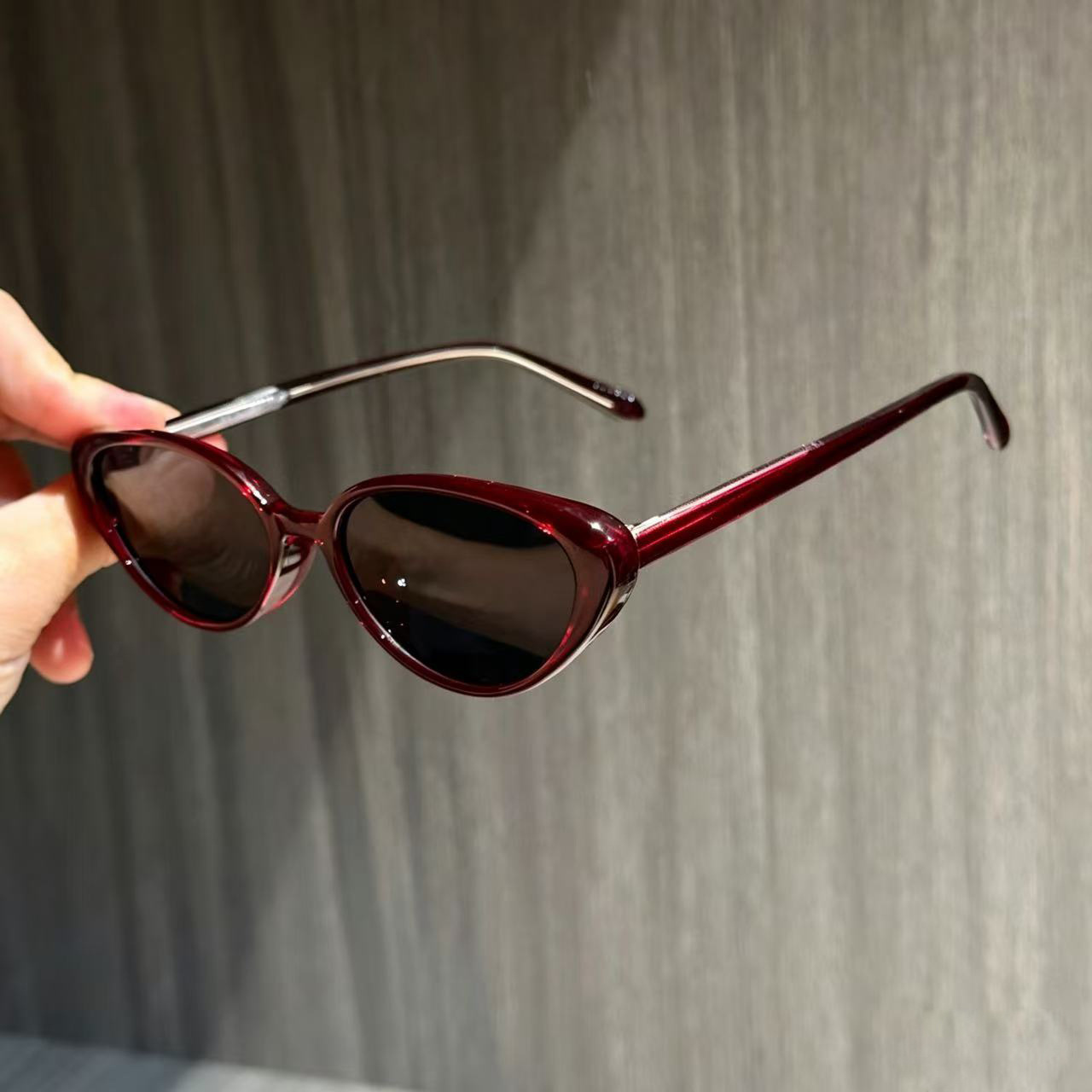 Vintage Wine Red Cat Eye Polarized Sunglasses for Women UV Protection Fashion Skin Brightening Eyeglasses Custom Prescription Myopia Shades