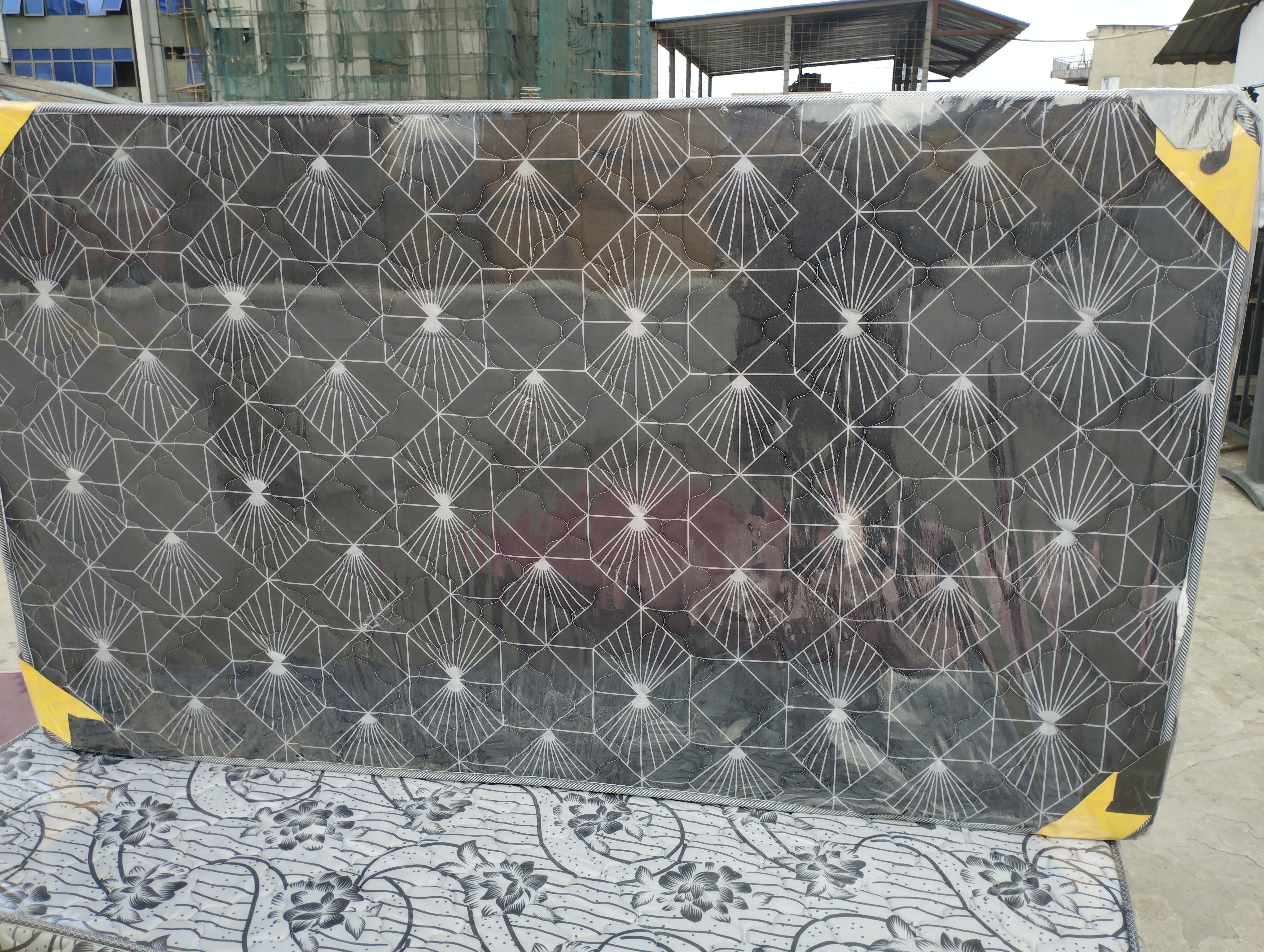 Quilted 3½×6×8 Inch Morning Glory mattress