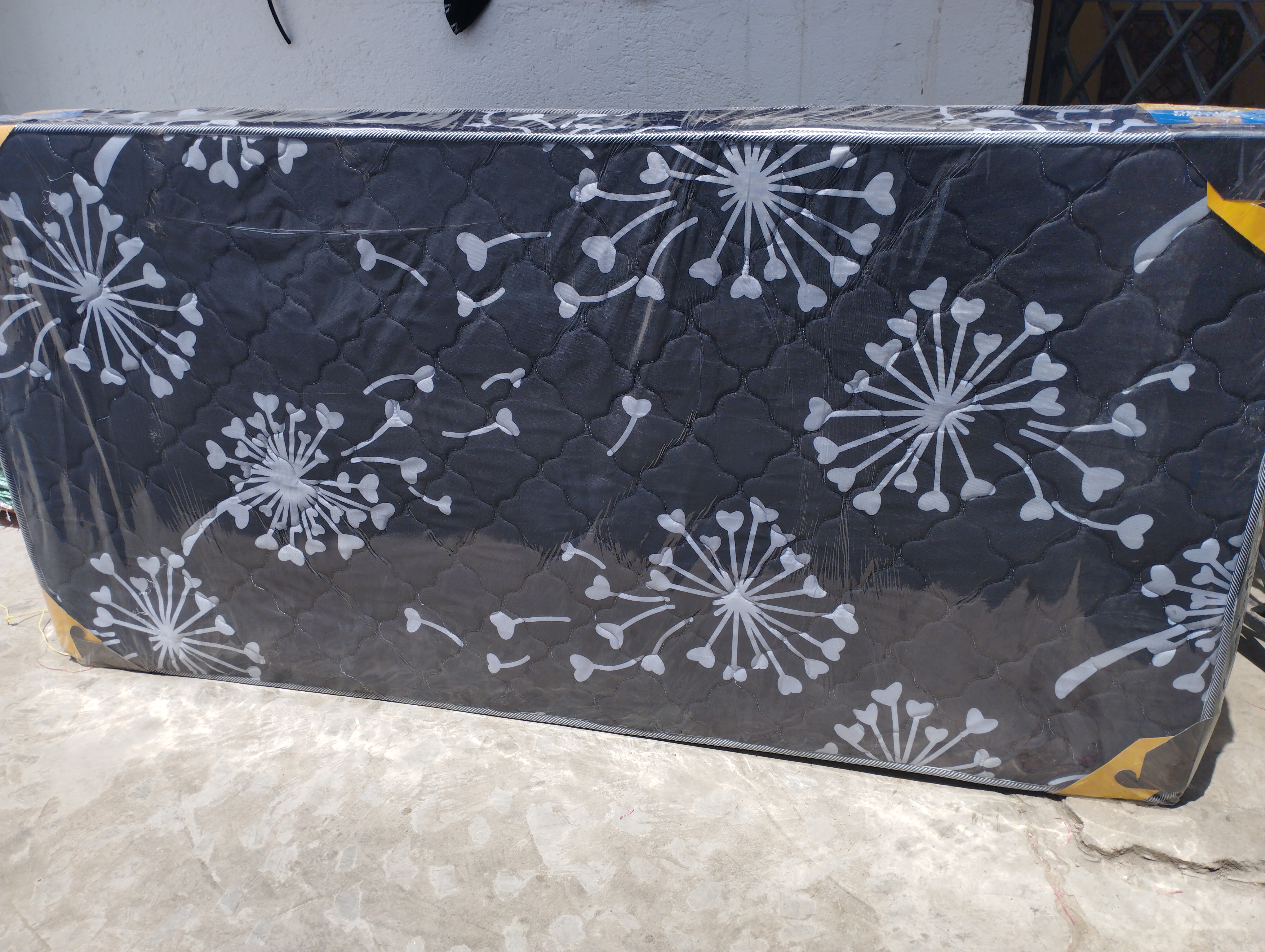 High density 3×6×8 inch quilted Morning glory mattress