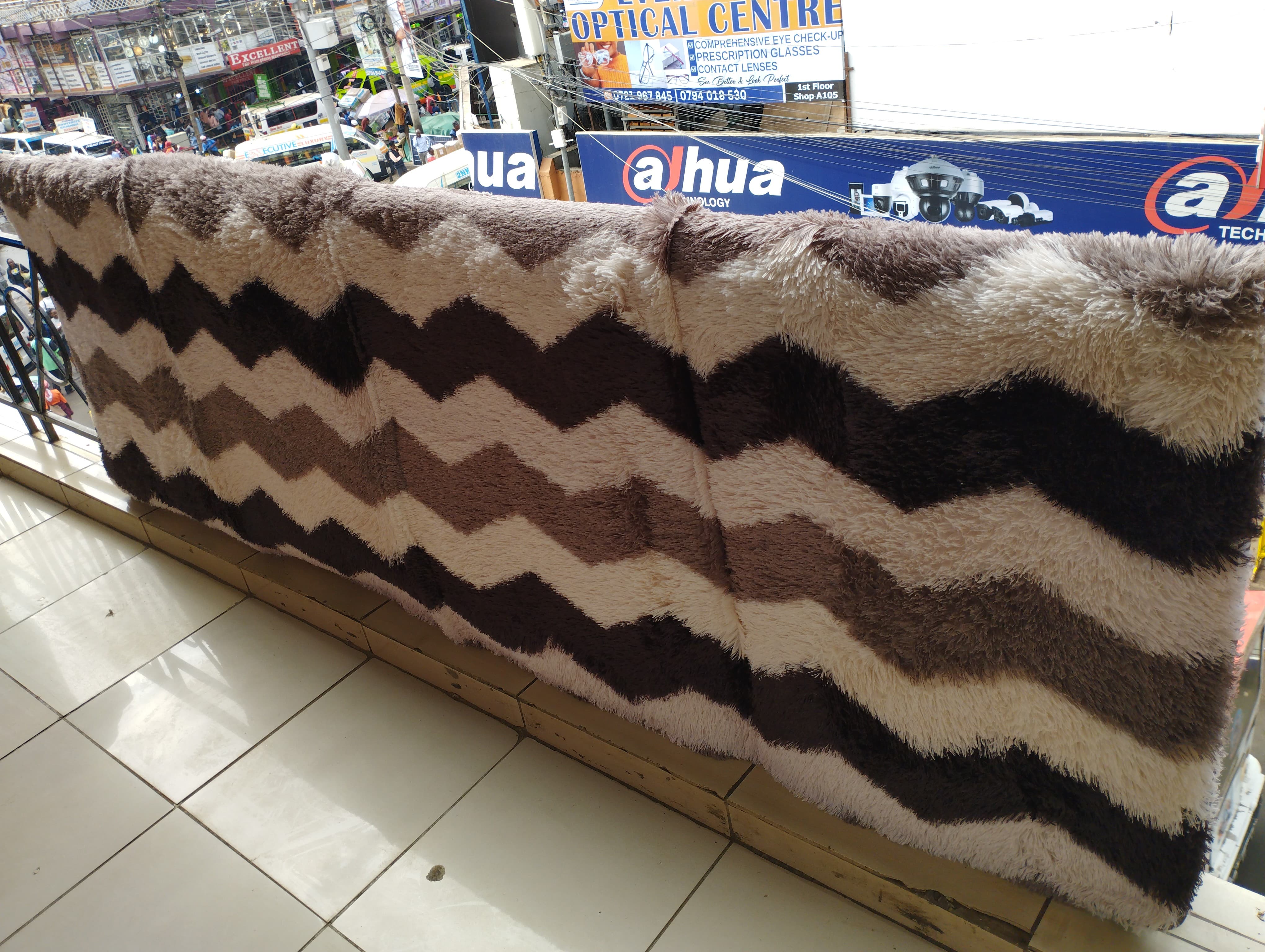7by10(7×10) Fluffy Carpet