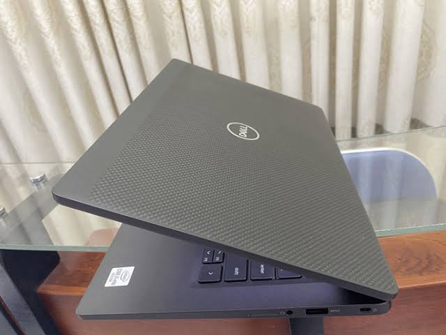 Refurbished Dell Latitude 7310 Intel Core i5 10th Gen 16GB RAM 256GB SSD 2-in-1 laptop 13.3-inch touchscreen Full HD Display USB-C HDMI Webcam Ports Windows 11 Pro Student Work Laptop