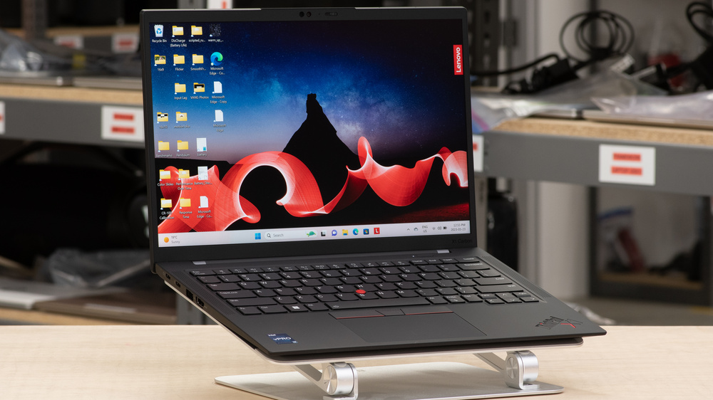 Refurbished LENOVO THINKPAD X1 CARBON Intel Core i5 7th Gen 8GB RAM 256GB SSD 14 inch Full HD Display Ultra-Light Student Business laptop USB 3.0 HDMI VGA Wi-Fi ports Bluetooth HD webcam widows 11