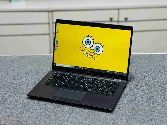 Refurbished DELL LATITUDE 5300 2-in-1 convertible X360 laptop Intel Core i5 8th Gen 8 GB RAM 256GB SSD Windows 11 13.3-inch Full HD touchscreen Display Business Student Backlit Keyboard  HD Webcam