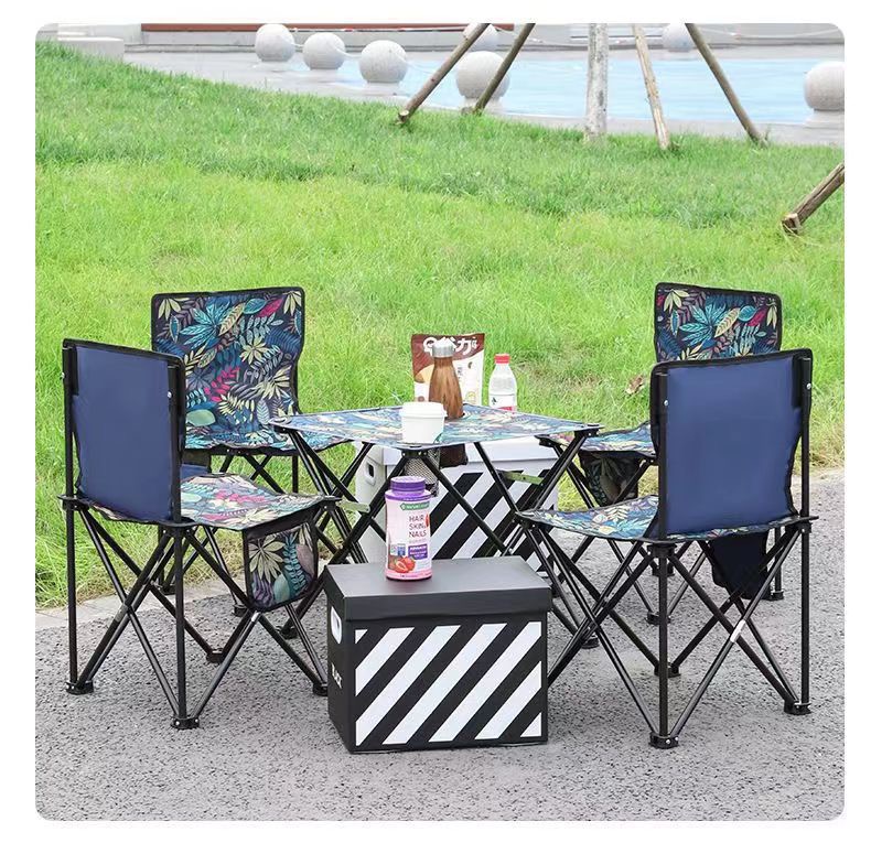 Outdoor Folding Portable Chair Table Picnic Camping Folding Table Lightweight Portable Metal Square Small Camping Table Casual Oxford Cloth Folding Chair for Outdoor Tourism Beach Use