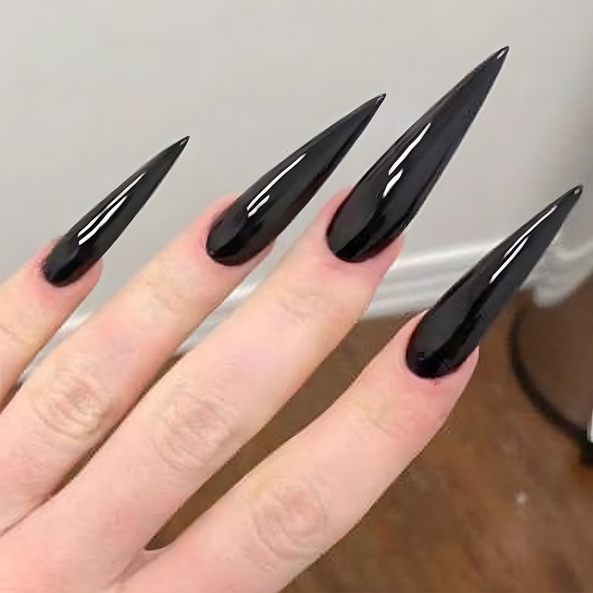 Long Stiletto Press On Nails Dark Edgy Style Solid Color Removable False Nails European Artificial Nail Tips Full Cover
