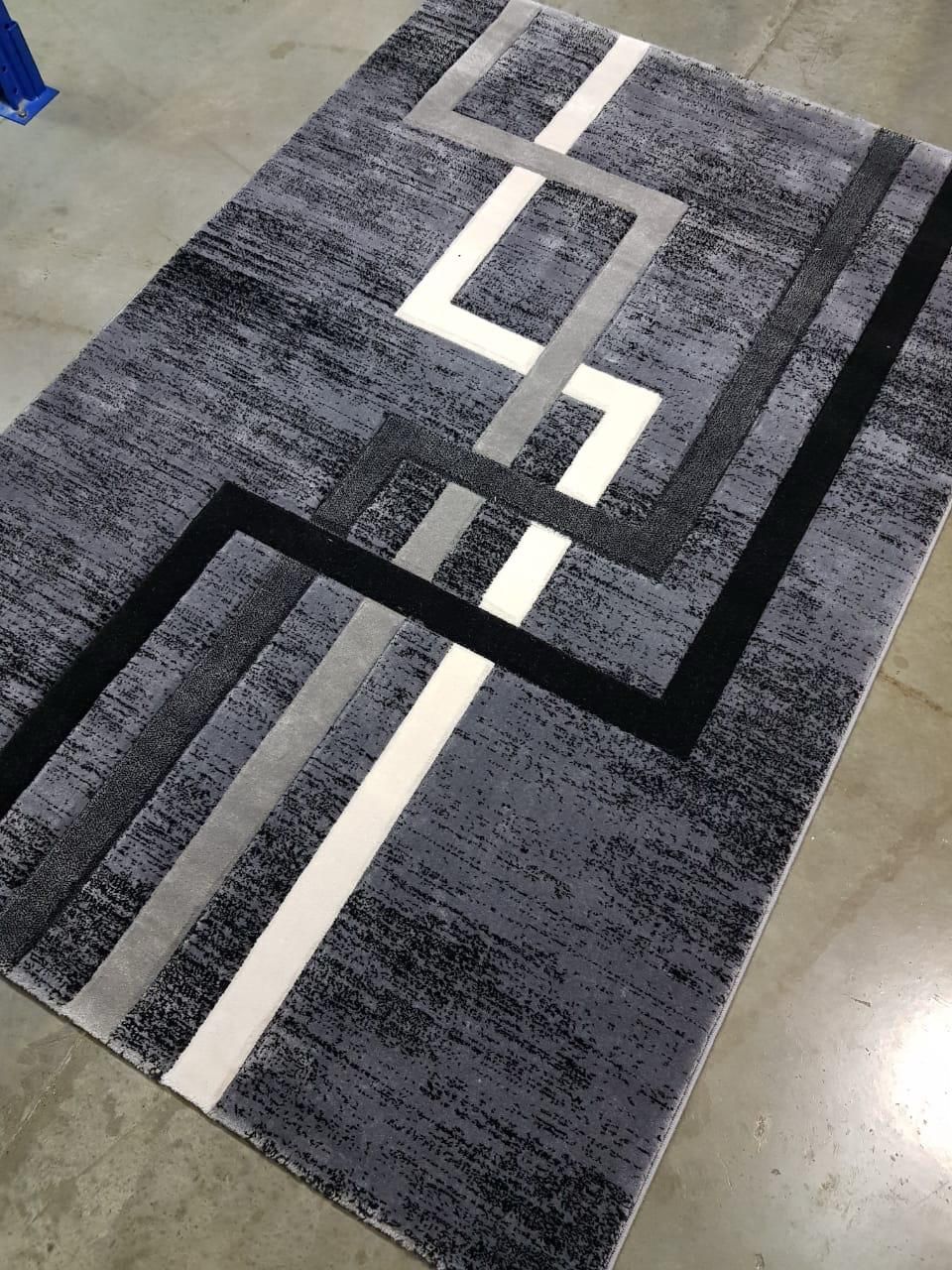 Modern Geometric Bedroom carpet – Soft Decorative Living Room & Bedroom Carpet