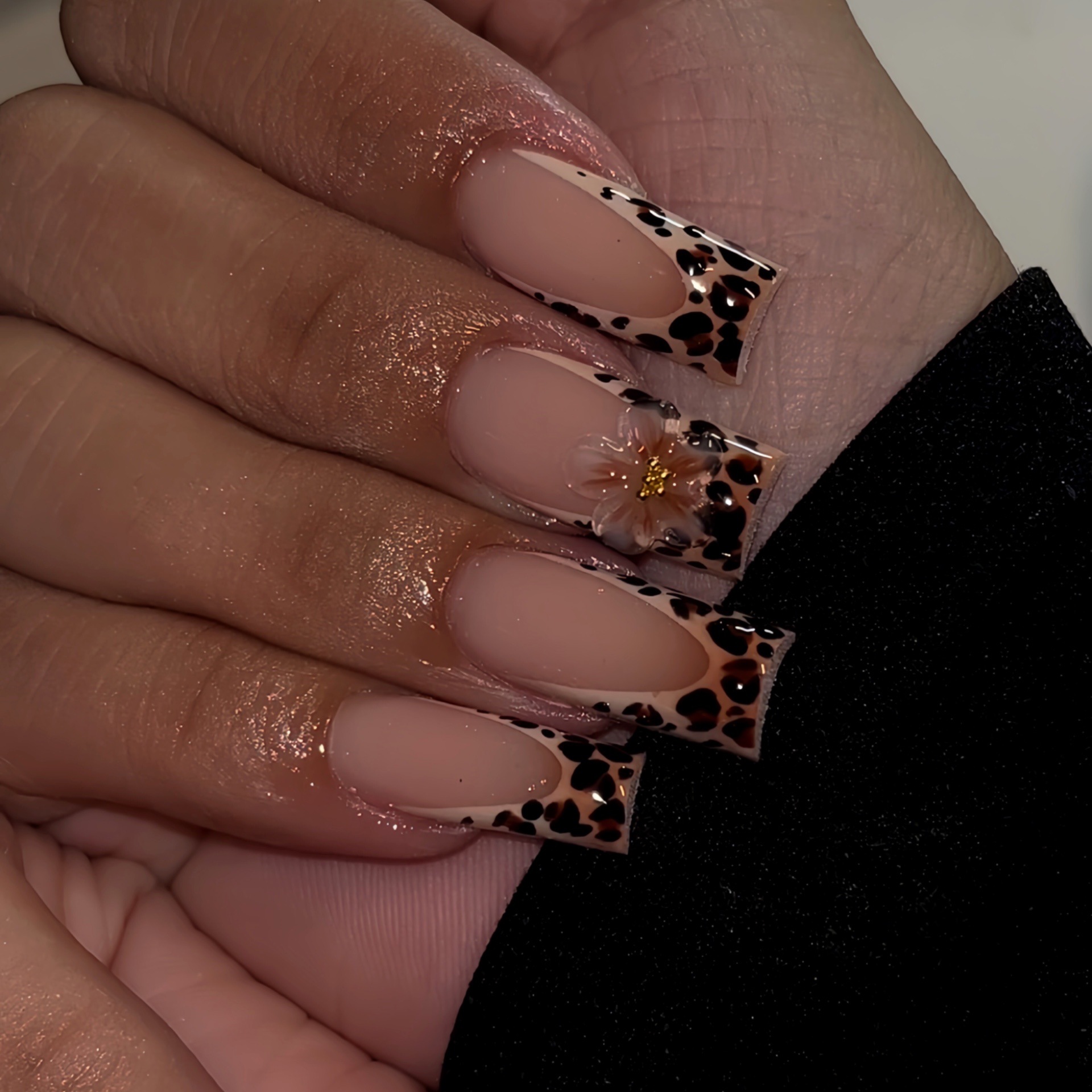 24pcs Simple False Nails Sets Flower Pattern Square Fake Nail French Short Ballet Press on Nails Acrylic Pink Full Cover Nail E0147A view 4