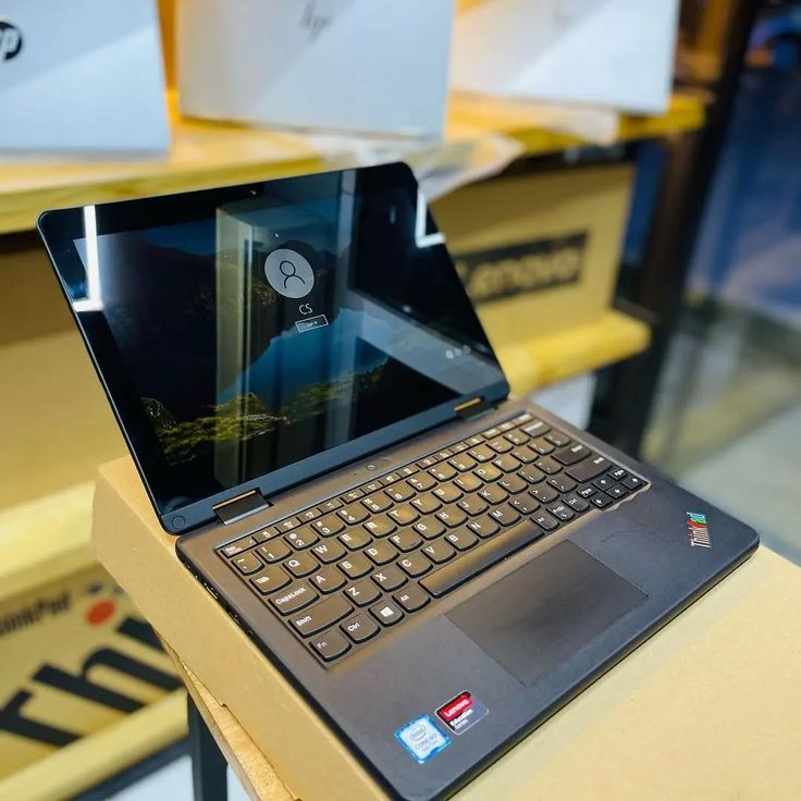 🔥EX-Uk, Lenovo ThinkPad Yoga 11E, Touchscreen, Convertible 2 in 1 x360, Intel Core, 4 GB Ram, 128 GB SSD, 12.5" Display, Ideal for Business and Education Series + Free Laptop Bag & Mouse, - Black.. .