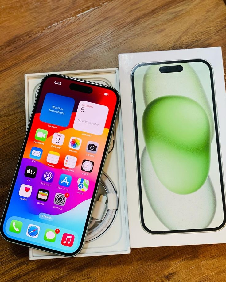 🔥EX - UK🔥Apple iPhone 15 256GB 6GB RAM 6.1" Super Retina XDR OLED 48MP Dual Camera 3349 mAh 3349mAh Battery USB Type-C 2.0  Apple iPhone 15 256GB 6GB RAM 6.1" Super Retina XDR OLED 48MP Dual Camera