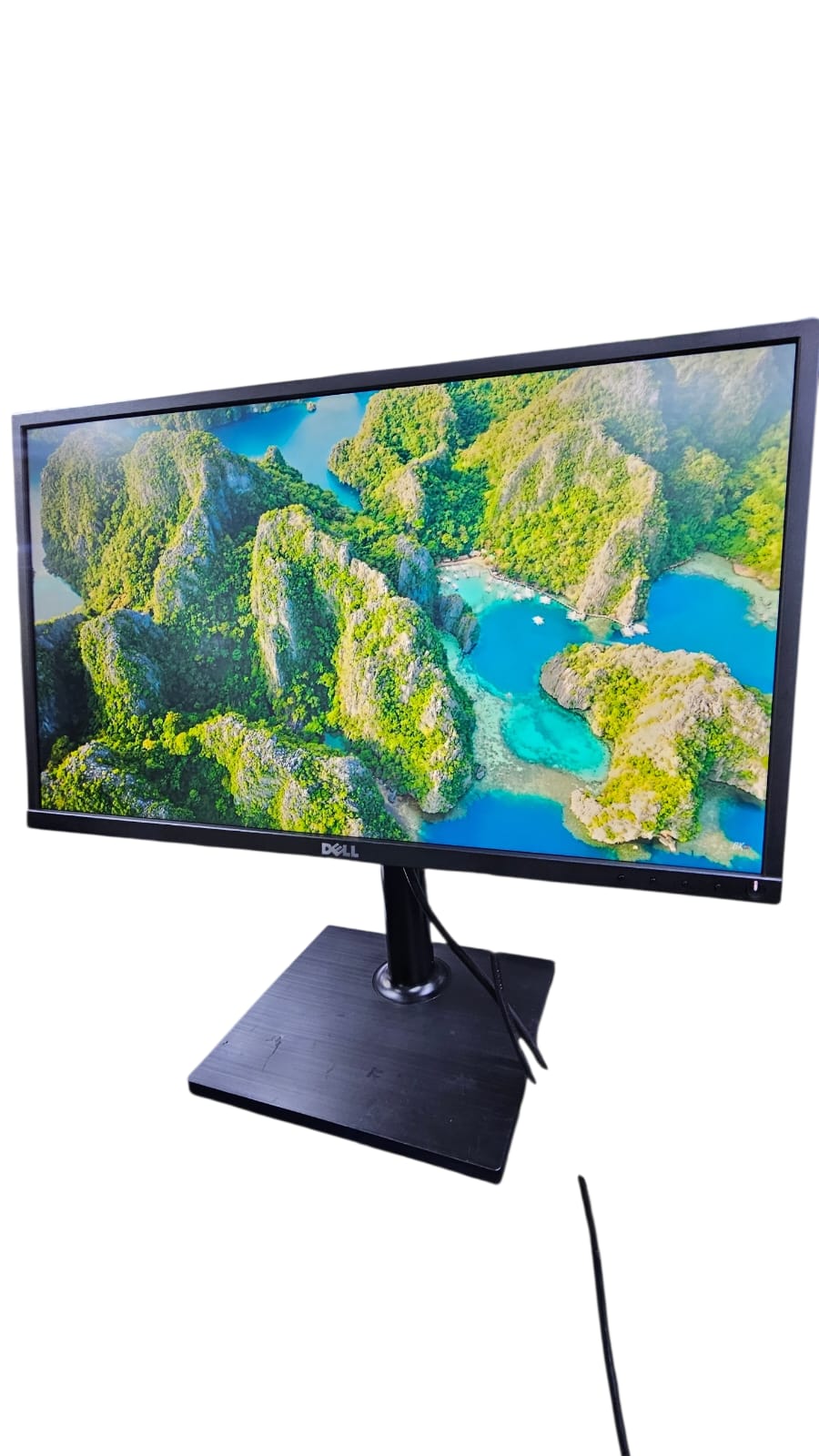 DELL 24 inches monitor 1920×1080  with HDMI,DP,VGA Monitor ports