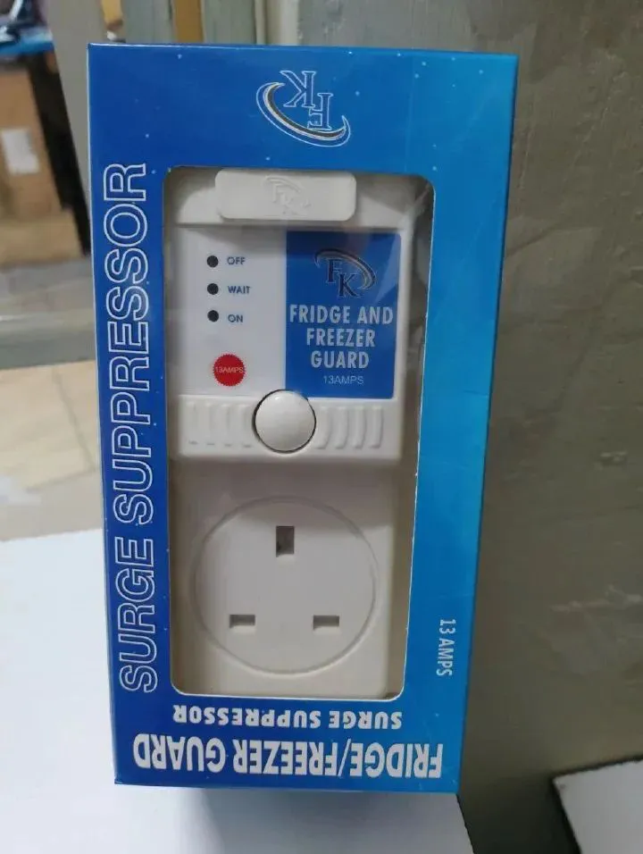 Fridge Guard 13A – Refrigerator Surge Protector & Voltage Stabilizer Against Power Surges and Fluctuations Freezer Guard White Fridge Guard Protector