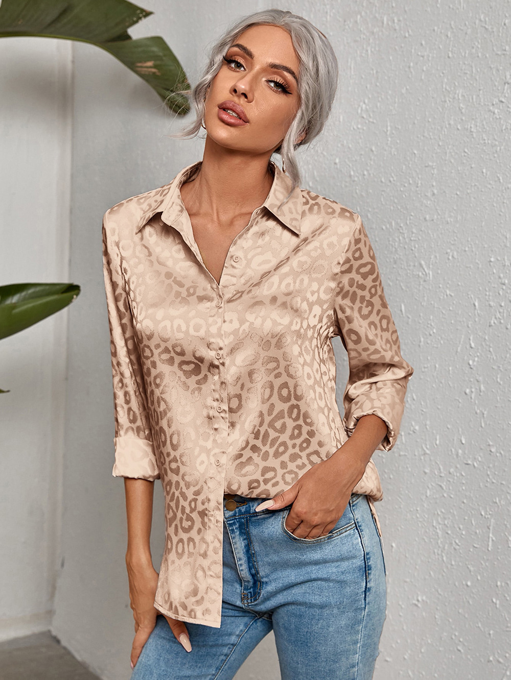 Women's Clothing Tops Blouses Women's Spring Summer New Style Collar Button-Up Leopard Print Jacquard Shirt Elegant Commuting Long-Sleeved Shirt