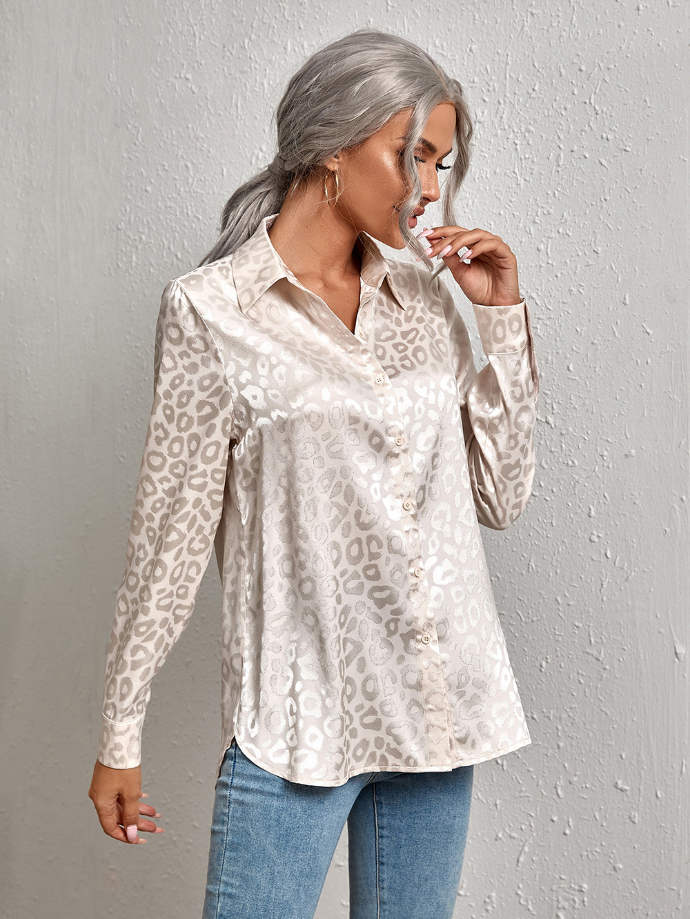 Women's Clothing Tops Blouses Women's Spring Summer New Style Collar Button-Up Leopard Print Jacquard Shirt Elegant Commuting Long-Sleeved Shirt