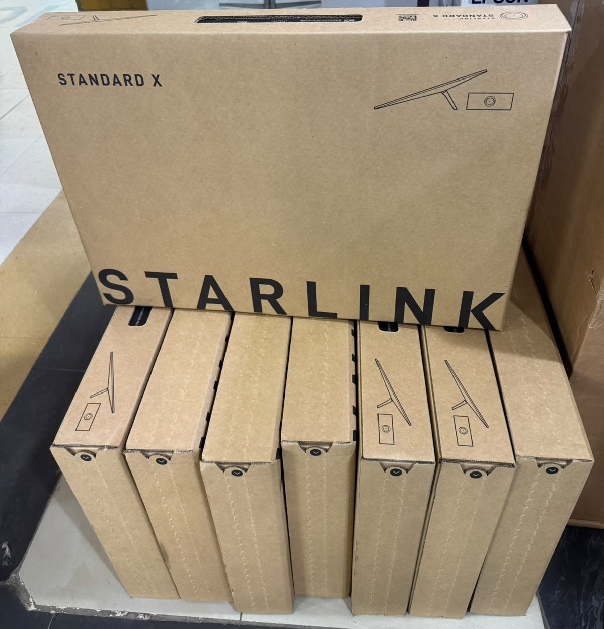 Starlink Gen 3 V4 Standard X Kit High-Speed Low-Latency Internet, Satellite Dish, Router Wi-Fi 6, WiFi Standard Full Kit