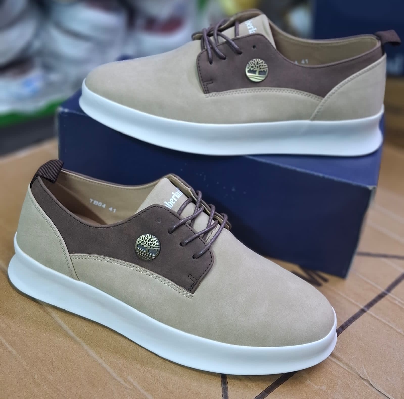MEN BEST QUALITY CASUAL TIMBERLAND SHOES/ SNEAKERS CAN BE STYLED FOR WORK, BUSINESS AND WEEKENDS GRAB YOUR SIZE TODAY.