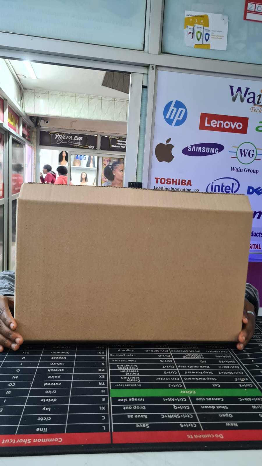 Heavy-Duty Corrugated Shipping Box for Laptops (1 Pack / 5 Pack / 10 Pack Wholesale)
