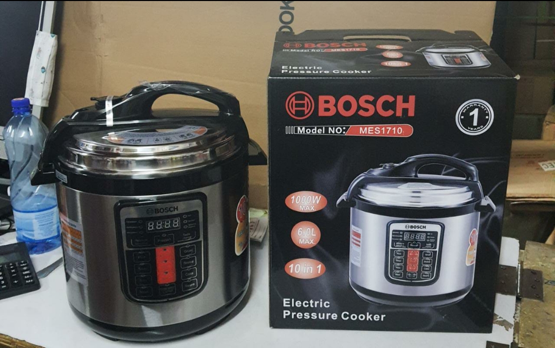 Multi-purpose 6 Liters, 1000 Watts Smart Electric Pressure Cooker, Slow Rice Cooker, Steamer, Sauté with Stainless Steel Nonstick Pot with 10 Cooking Settings