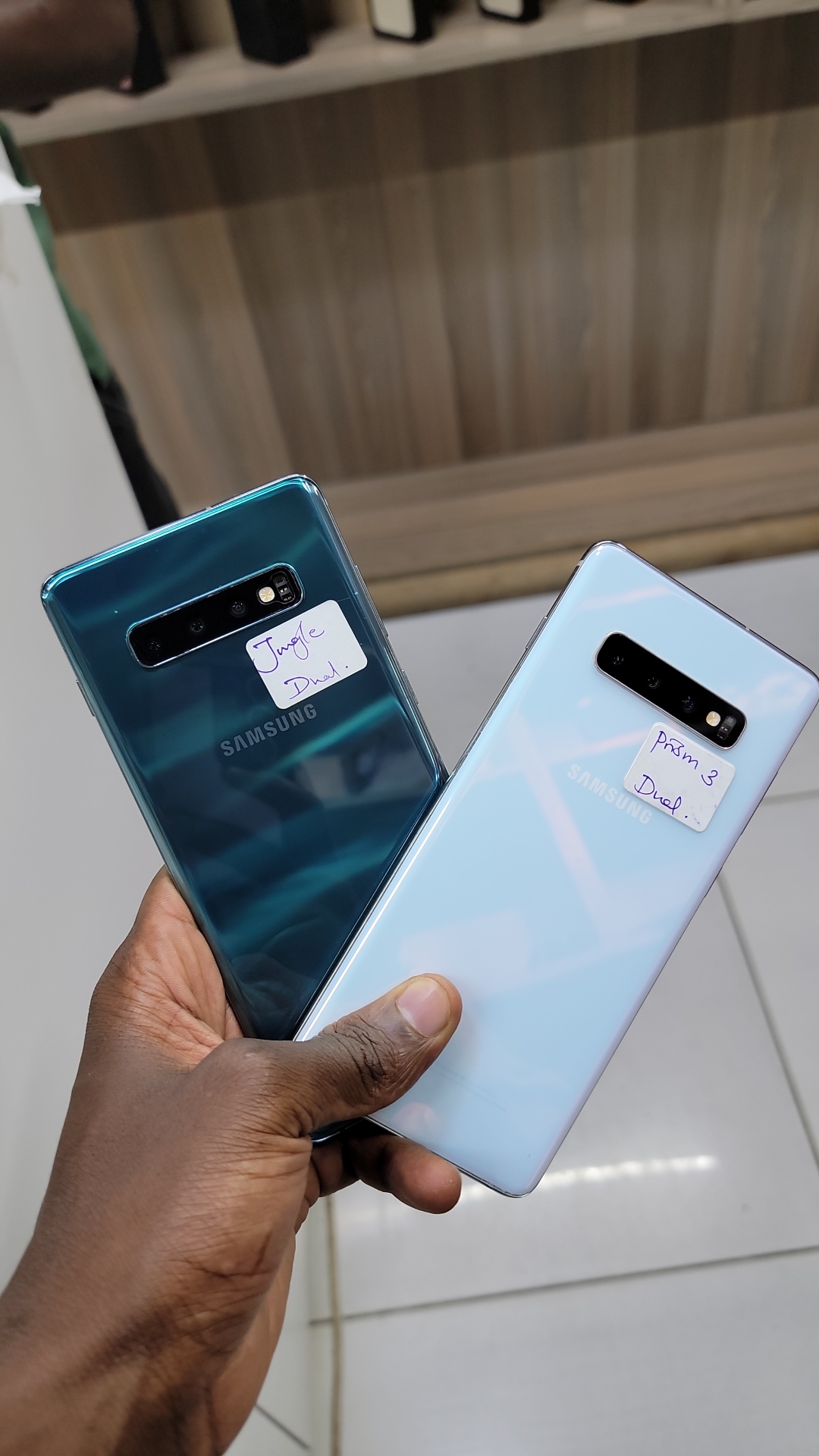 Samsung S10+