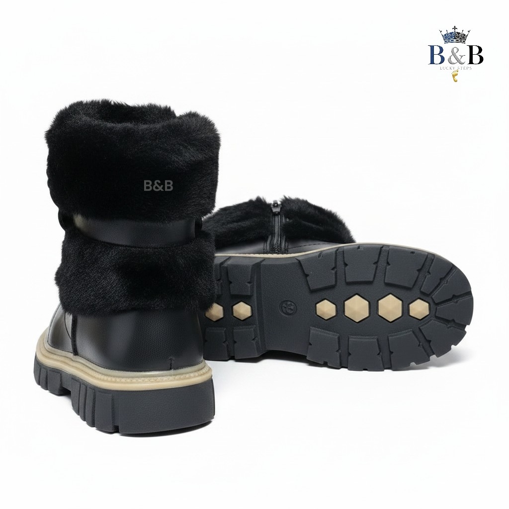 Puddle Proof Warm Winter Boots for Kids. Lightweight, ​Waterproof, Ultra-Warm Fleece-Lined Kids Boot.