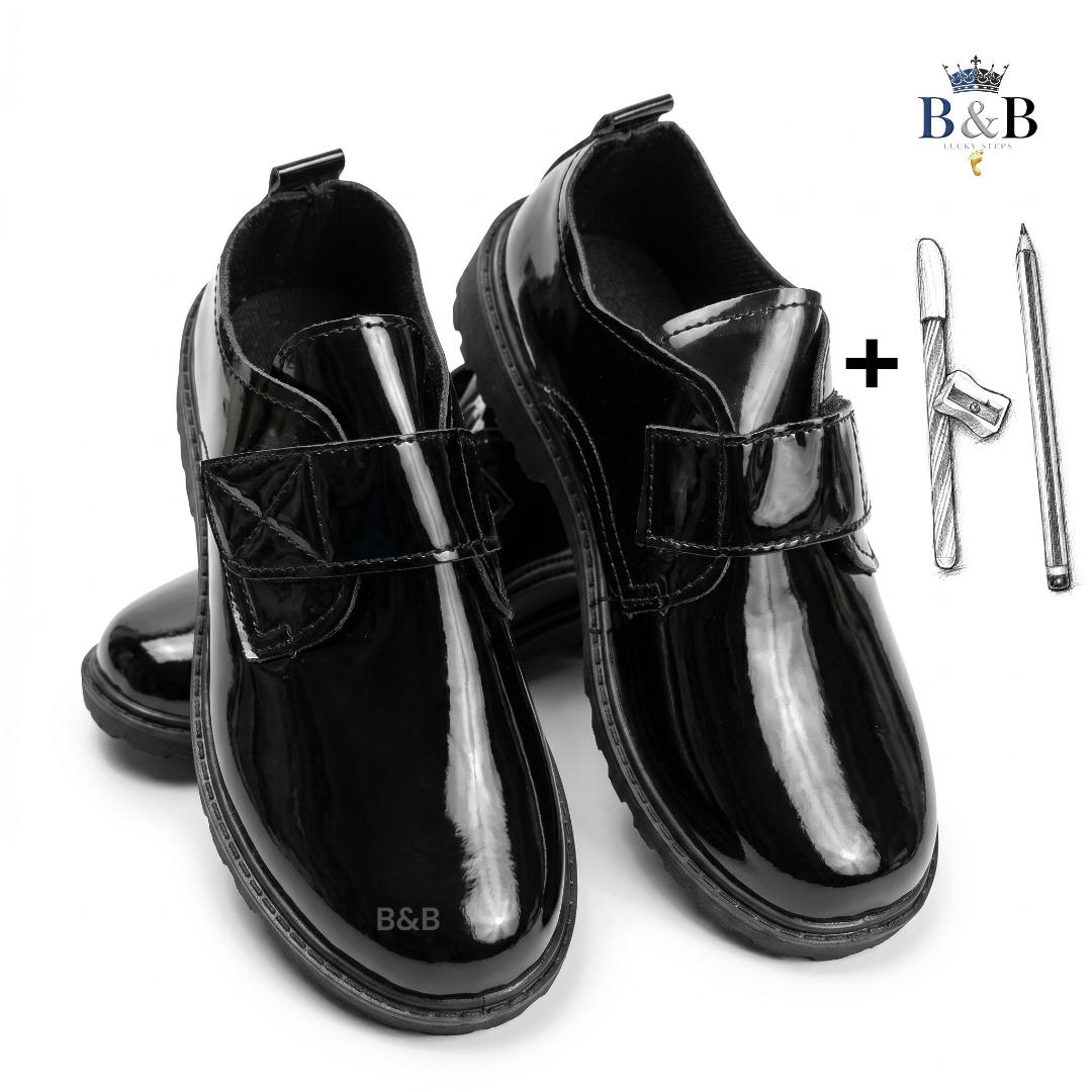 Classic Latent Leather Kids' School Shoes. Unisex Clean-Cut Kids' School Shoes.