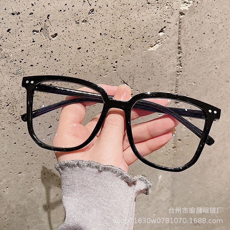Unisex Retro Square Anti Blue Light Glasses, Lightweight PC Frame Computer Eyewear, Clear Black Transparent Frame Daily Makeup Optical Eyeglasses For Men Women