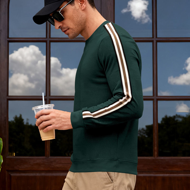 Clothes > Men's Clothing > Tops > Shirts  Spring And Autumn Men's Round Neck Casual And Versatile