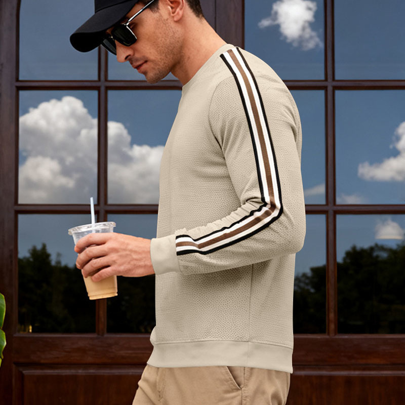 Clothes > Men's Clothing > Tops > Shirts  Spring And Autumn Men's Round Neck Casual And Versatile