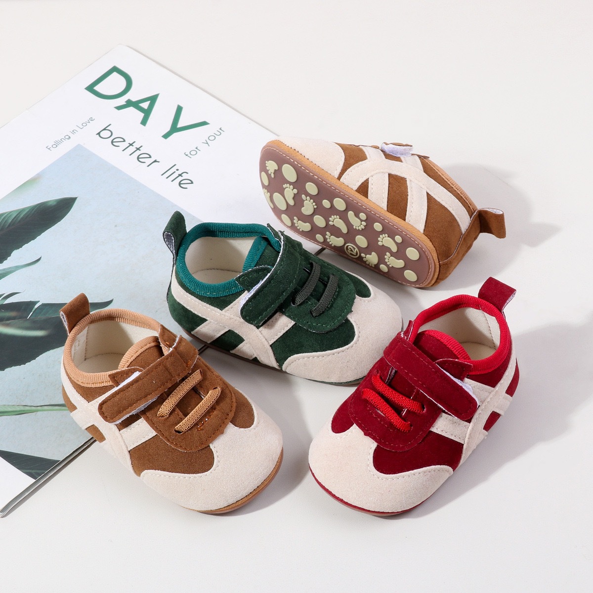 New Spring and Autumn Infant Soft Bottom Anti slip Color blocked Sports Shoes with Rubber Bottom Velcro