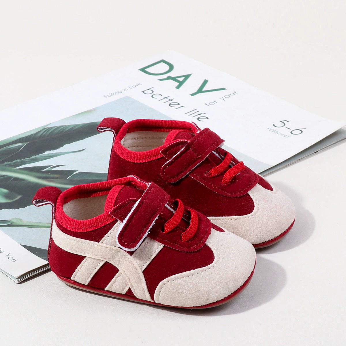 New Spring and Autumn Infant Soft Bottom Anti slip Color blocked Sports Shoes with Rubber Bottom Velcro