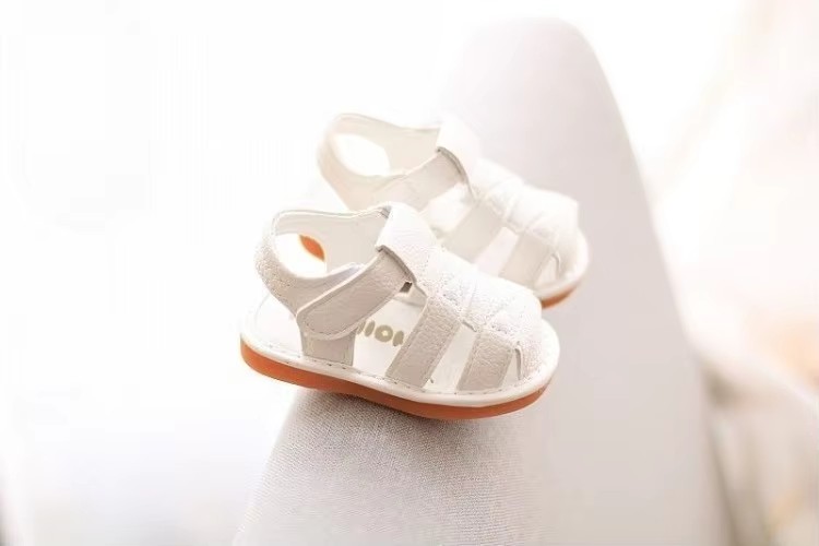 2026 New Squeaky Infant Toddler Walking Sandals Unisex Kids Closed Toe Non-Slip Soft Sole Summer