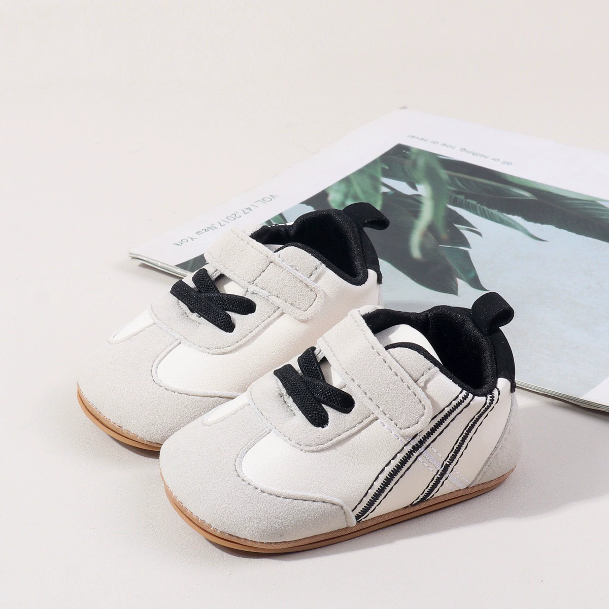 0-18months Infant Sneakers Contrast Color Hook and Loop Closure Soft Sole Non-Slip First Walking Shoes for boys girls